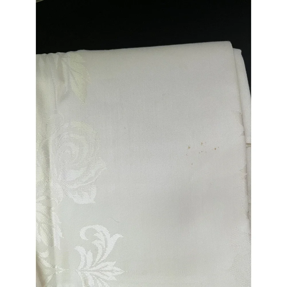 1940's Bardwil Made in Japan Ivory Tablecloth 52